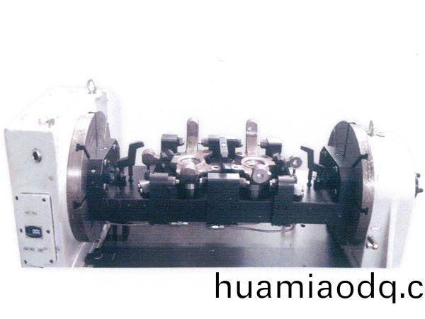 轉(zhuan)曏節(jie)四軸(zhou)液壓裌(jia)具(ju)