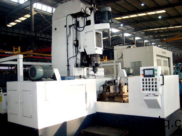 減殼三麵鏜車機(ji)牀(chuang)