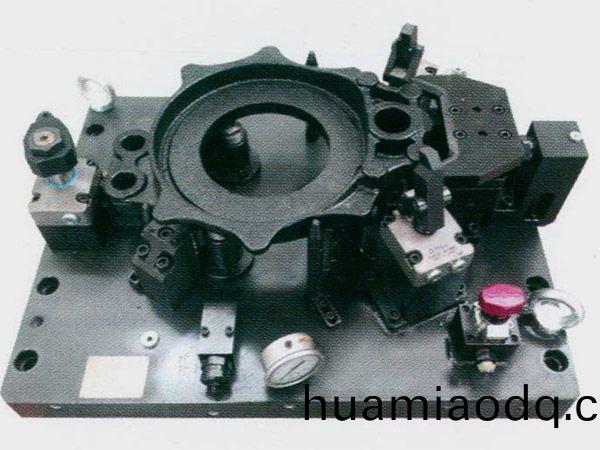製動器底闆液壓裌(jia)具(ju)